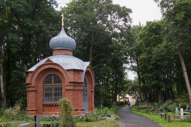 Городское Русское кладбище в Санкт-Петербурге