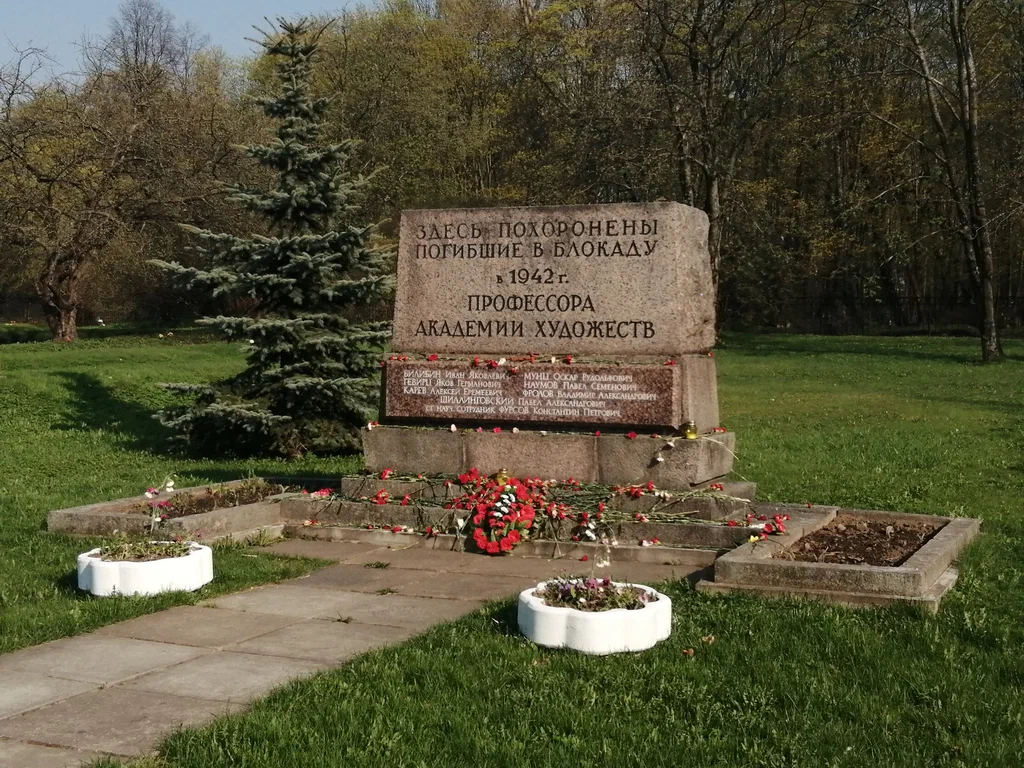 Кладбище Остров Декабристов в Санкт-Петербурге