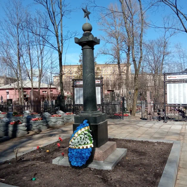 Красненькое кладбище в Санкт-Петербурге