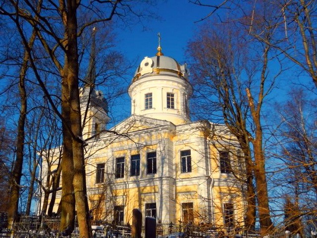 Покровское кладбище в Санкт-Петербурге