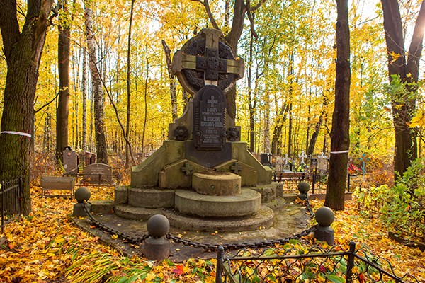 Пороховское кладбище в Санкт-Петербурге