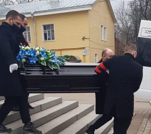 Бесплатный выезд ритуального агентав Санкт-Петербурге