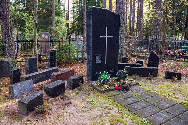 Получение местана кладбищев Санкт-Петербурге